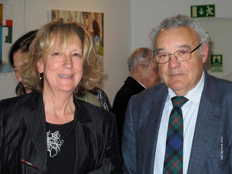 Com a apresentação da autora Margarida de Magalhães Ramalho e ilustríssimos conv…