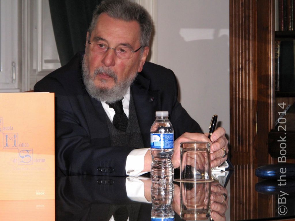 Com grande entusiasmo o Prof.Dias Farinha apresentou a obra do Dr. Meyrelles do ...