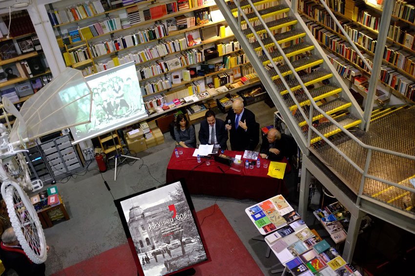 Foi ontem aqui na Livraria Ler Devagar, com a apresentação do ilustre Dr.Fernand...