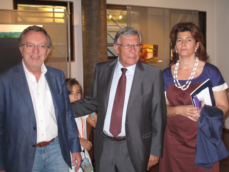 Foi ontem, num ambiente muito simpático, cheio de meninos encantados com o Avô, …