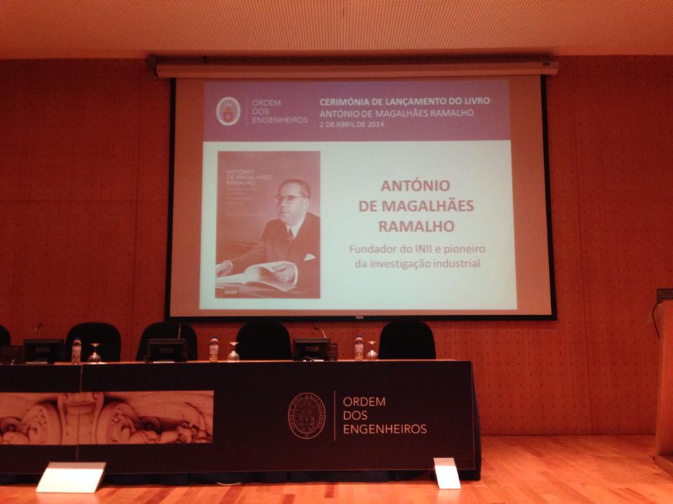 Já cá estamos na Ordem dos Engenheiros! Já falta pouco para a apresentação da ob...