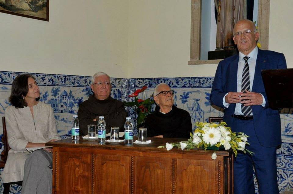 Lançamento do título da autoria de Henrique Pinto Rema (OFM)