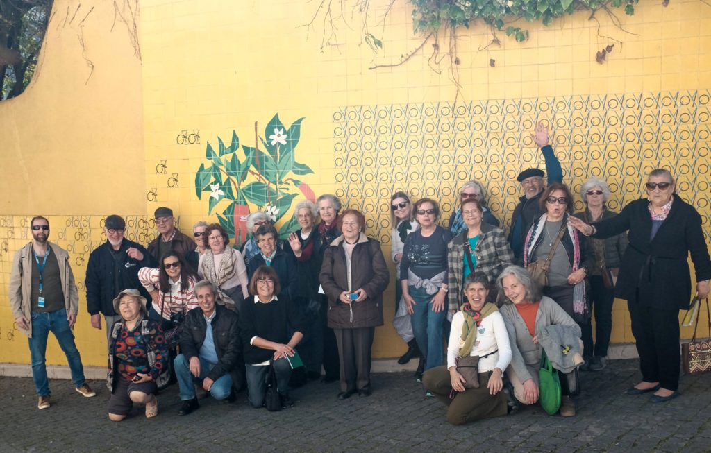 Mais uma iniciativa conjunta da Junta de Freguesia da Estrela, Editora By the Bo...