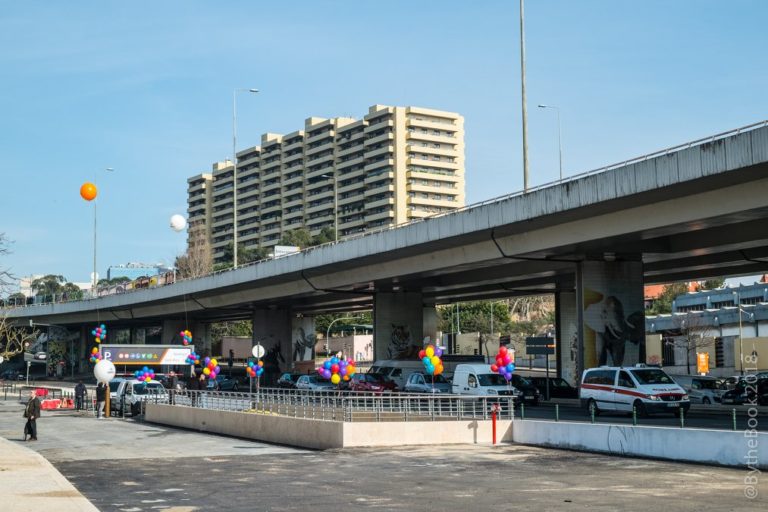 Mais uma obra By the Book, onde se pode apreciar o trabalho deste artista admirá…