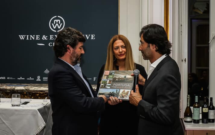 O nosso livro Portugal Wine & Lifestyle 2 presente no último jantar do Wine …