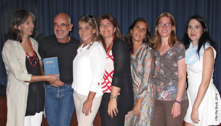 Ontem um lançamento único da Editora By the Book…..
 "cosido à linha. col…