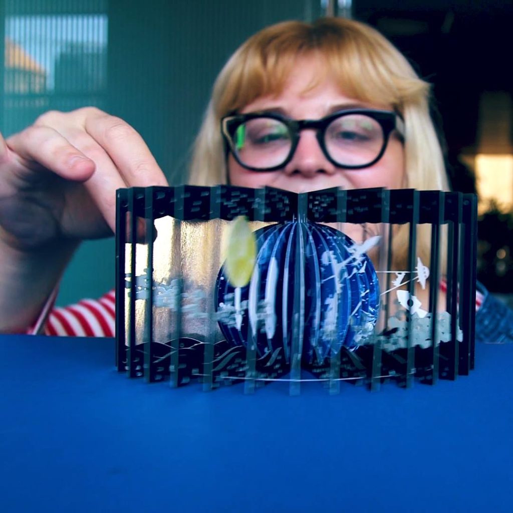 Ver 360-Degree Books