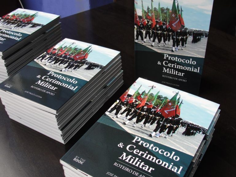 da autoria do Capitão-de-mar-e-guerra José Paulo Lucena