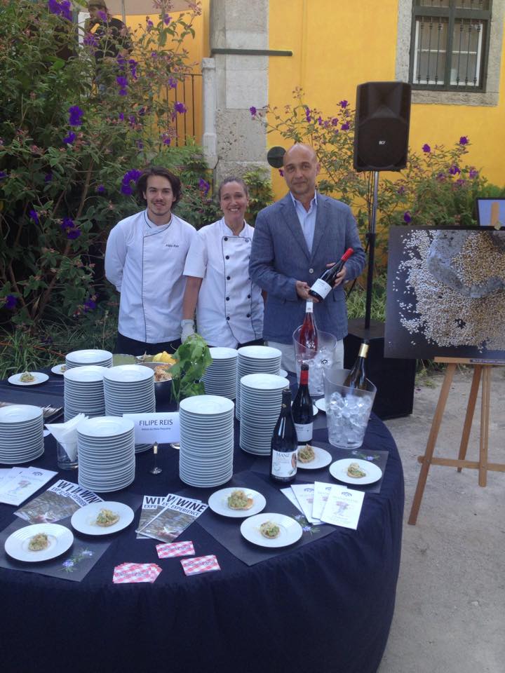 #portugalwinelifestyle #bythebook
Manzwine presente na 1a edição do livro Wine a...