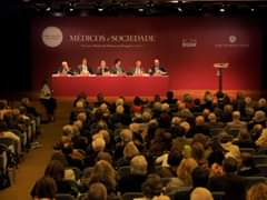 © António Pedro Ferreira