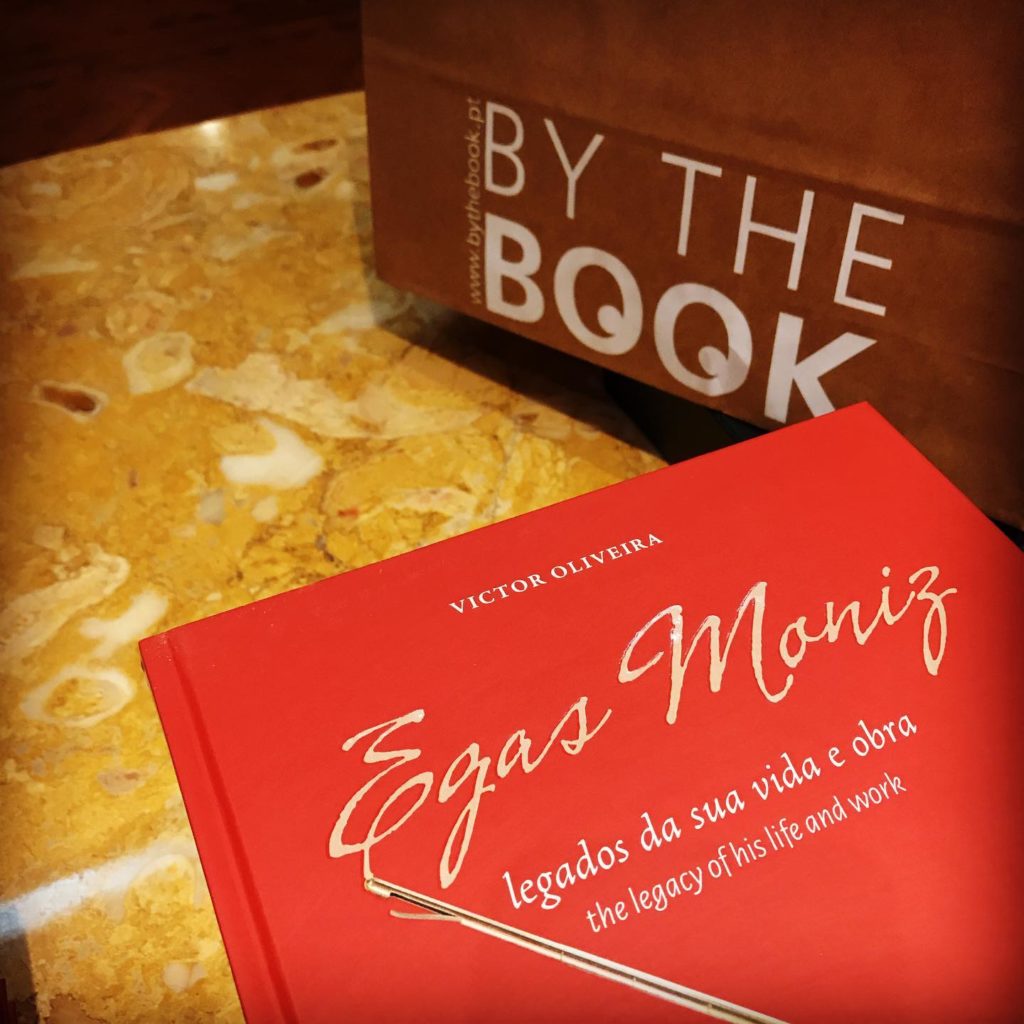 “Egas Moniz”, de Victor Oliveira, vai ser apresentado daqui a pouco na Bibliotec...