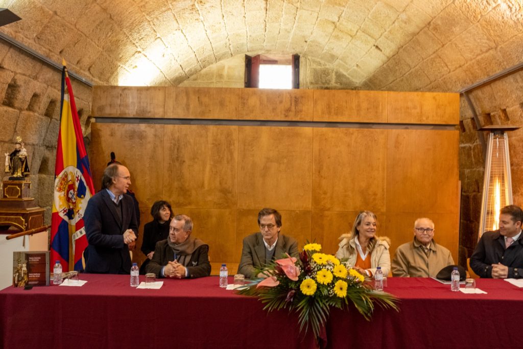 No passado dia 16 perante um grupo muito interessante, apresentamos em Almeida o...