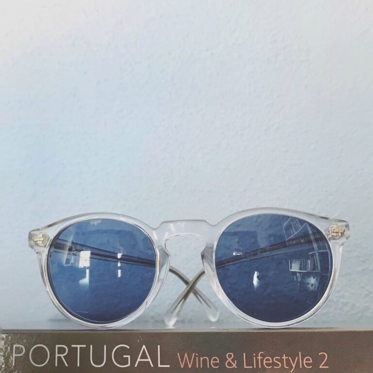 Com este cheiro a Verão, quem não sonha em retirar-se por uns dias, descansar e …